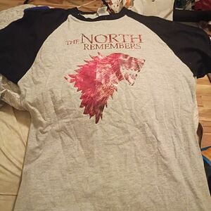 Gildan Gray and Black Graphic Tee - Red Wolf Design